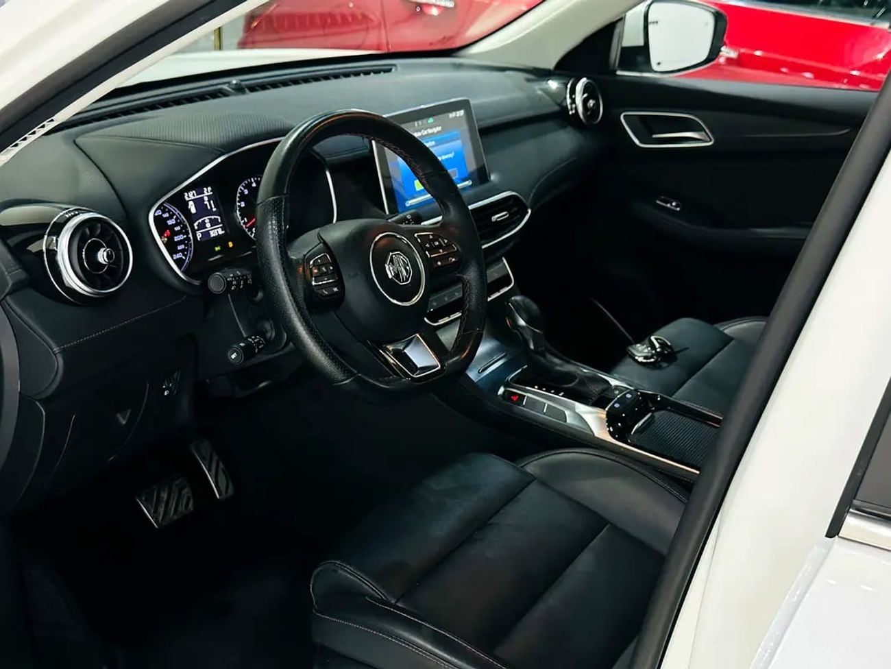 أم جي HS Comfort 2.0L