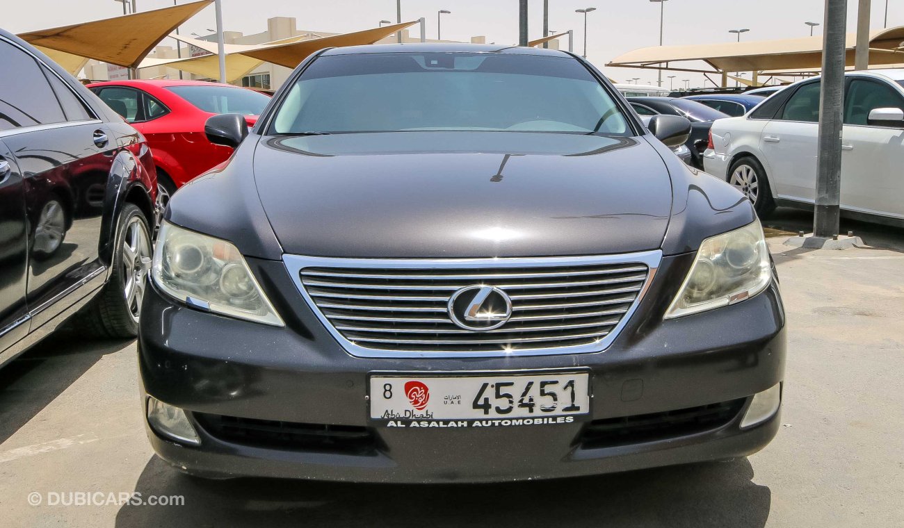 Lexus LS460