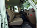تويوتا لاند كروزر LC76 PETROL 4.0L - STD - E - DIFF LOCK - A/T - WHITE INSIDE BEIGE - 2025 - OMANI