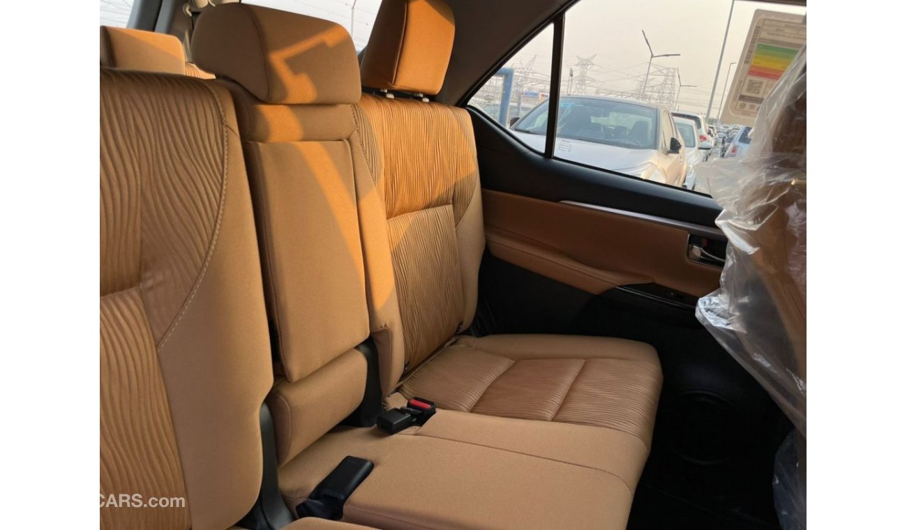 تويوتا فورتونر TOYOTA FORTUNER 2.4L DISEL 2023