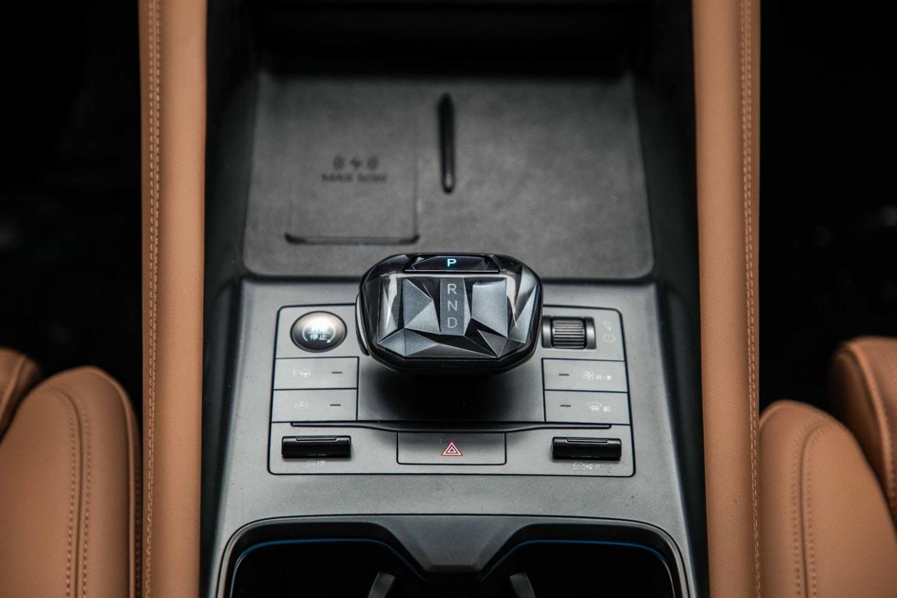 بي واي دي سونغ ل ID Laser Radar EXL – White Inside Red | Export Only