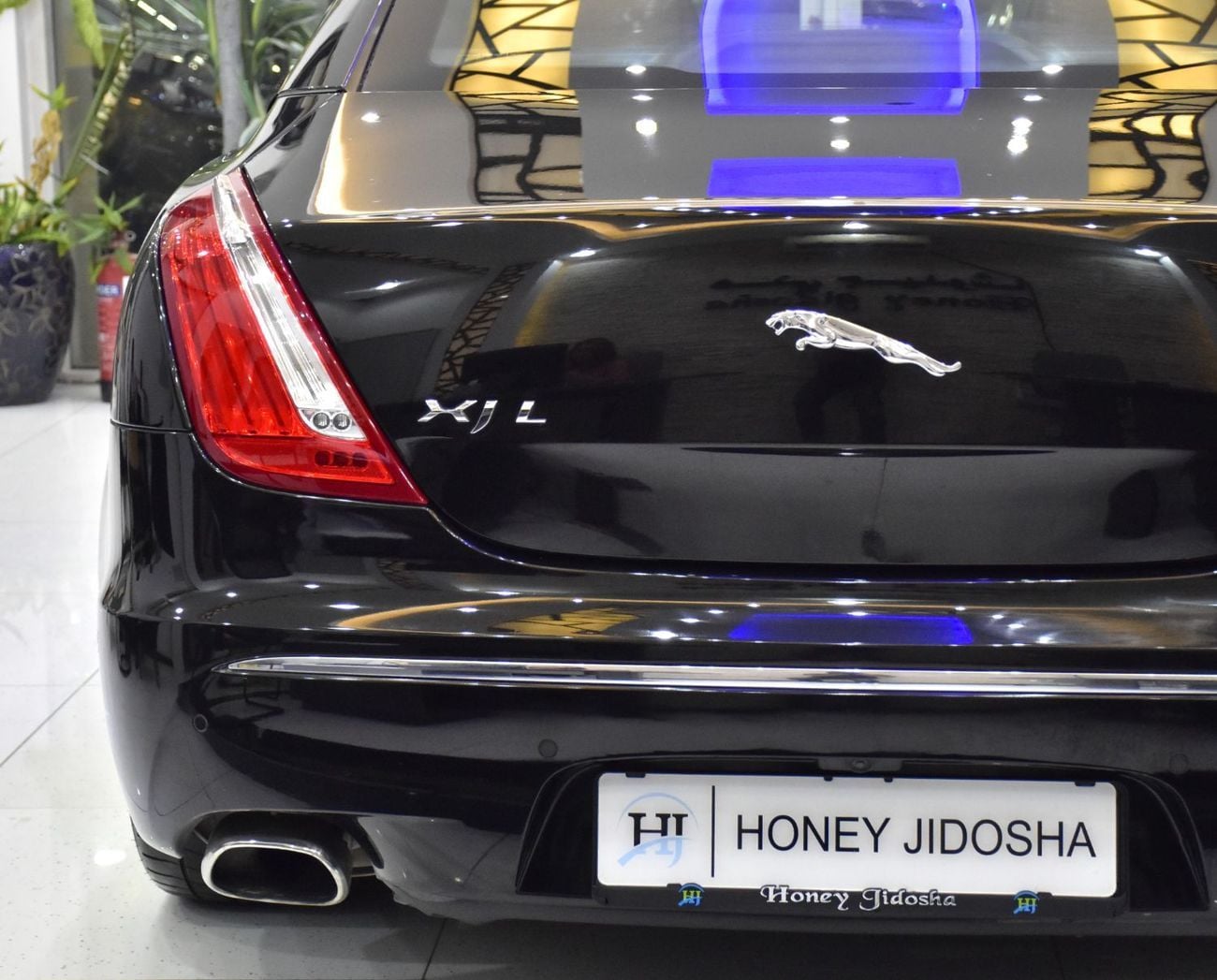 Jaguar XJL  EXCELLENT DEAL for our Jaguar XJ L 5.0 ( 2013 Model ) in Black Color GCC Specs