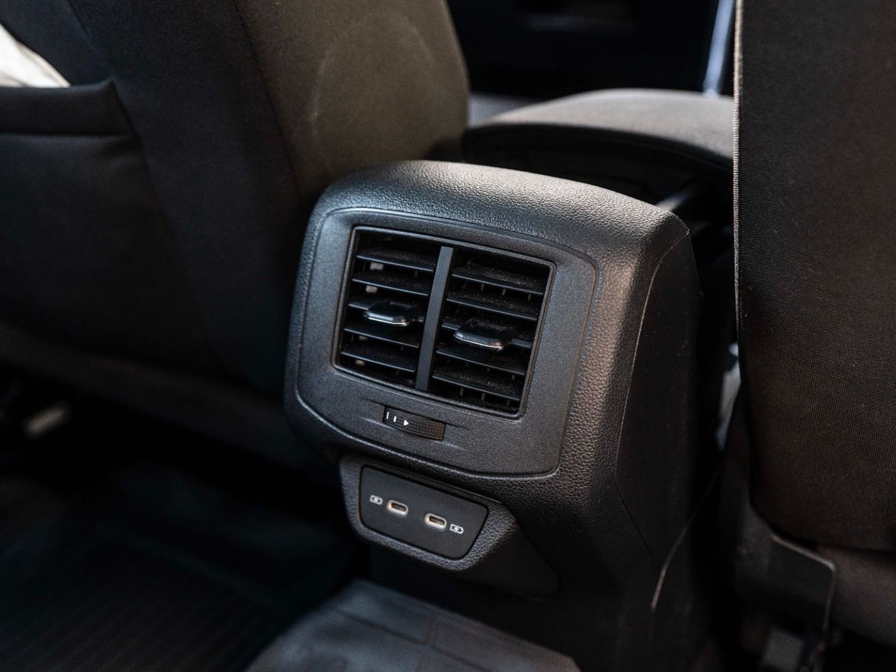 فولكس واجن T ROC