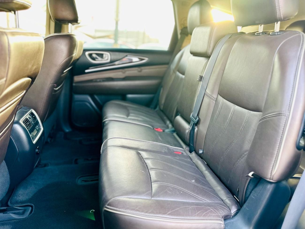 Infiniti QX60 LUXURY | Monthly 1000/- | 0% DP | Sunroof | Memory Seats | Fog Lights | # 26256