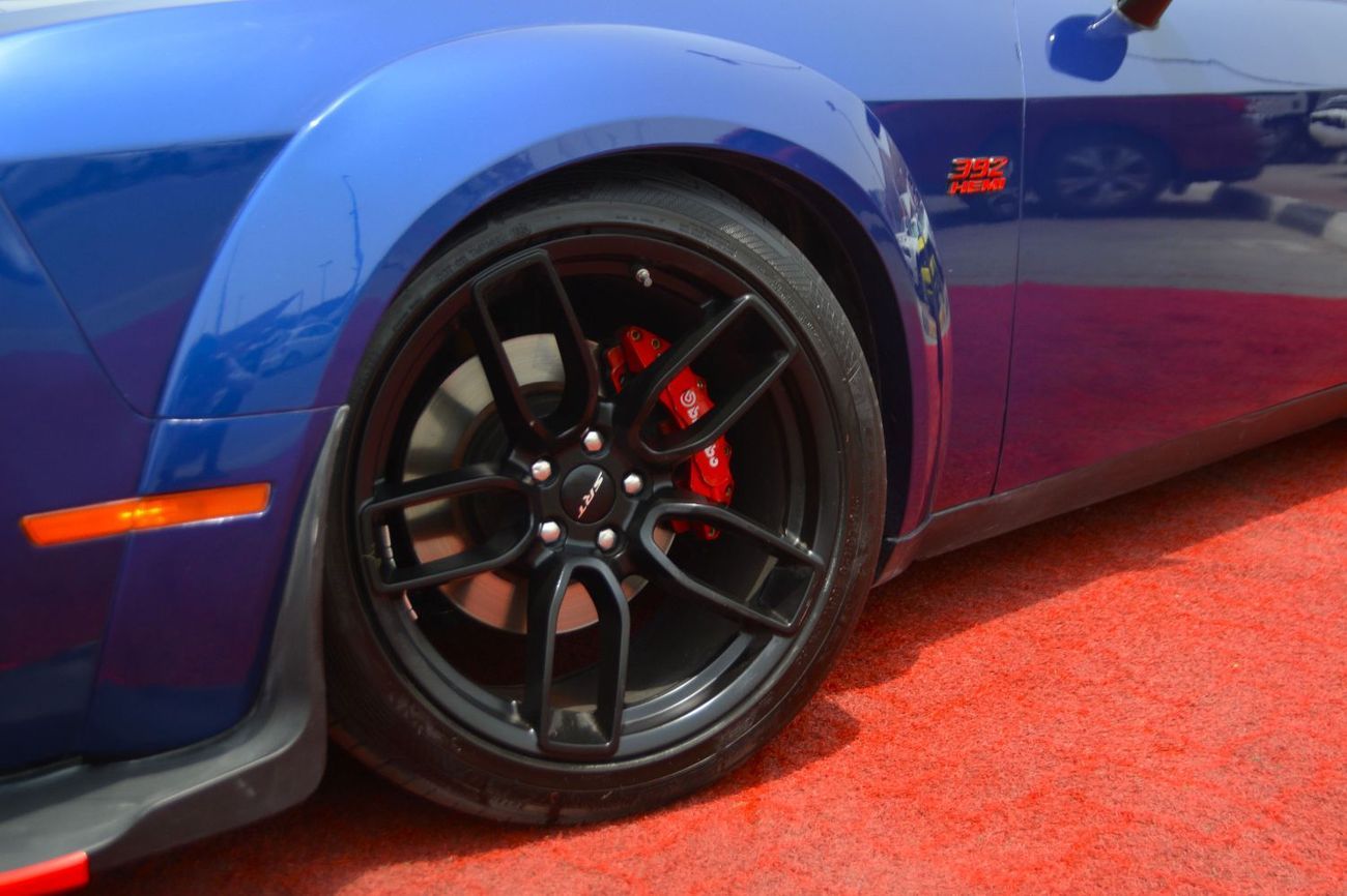 Dodge Challenger R/T 5.7L (370 HP) Powerfull Blue Beast Ready To Ride