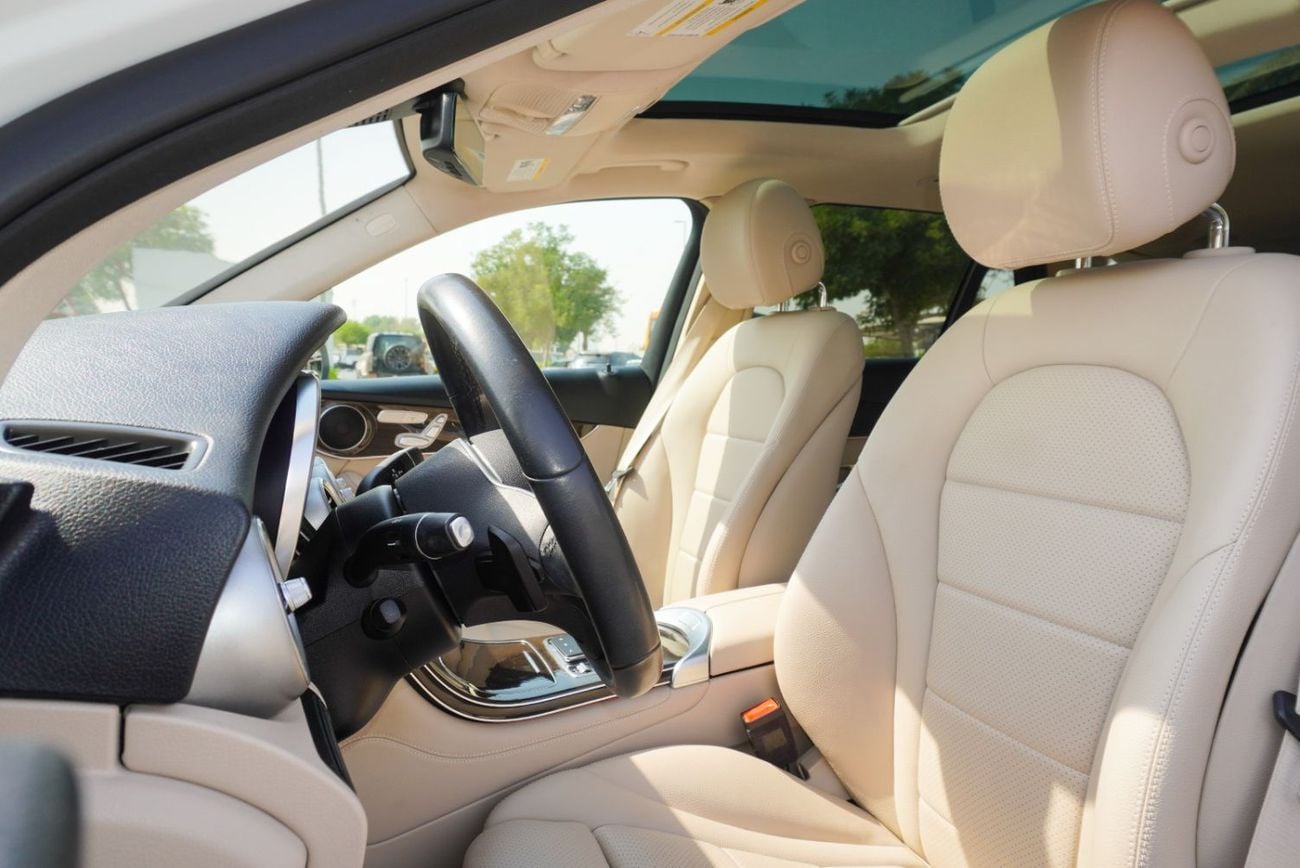 مرسيدس بنز GLC 300 AMG 2.0L