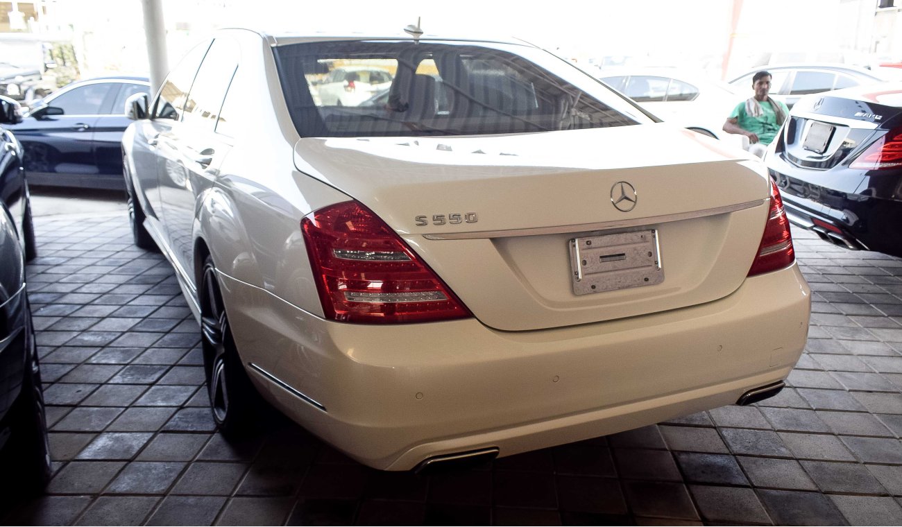 Mercedes-Benz S 550 - high luxury car - full option - 6 buttons