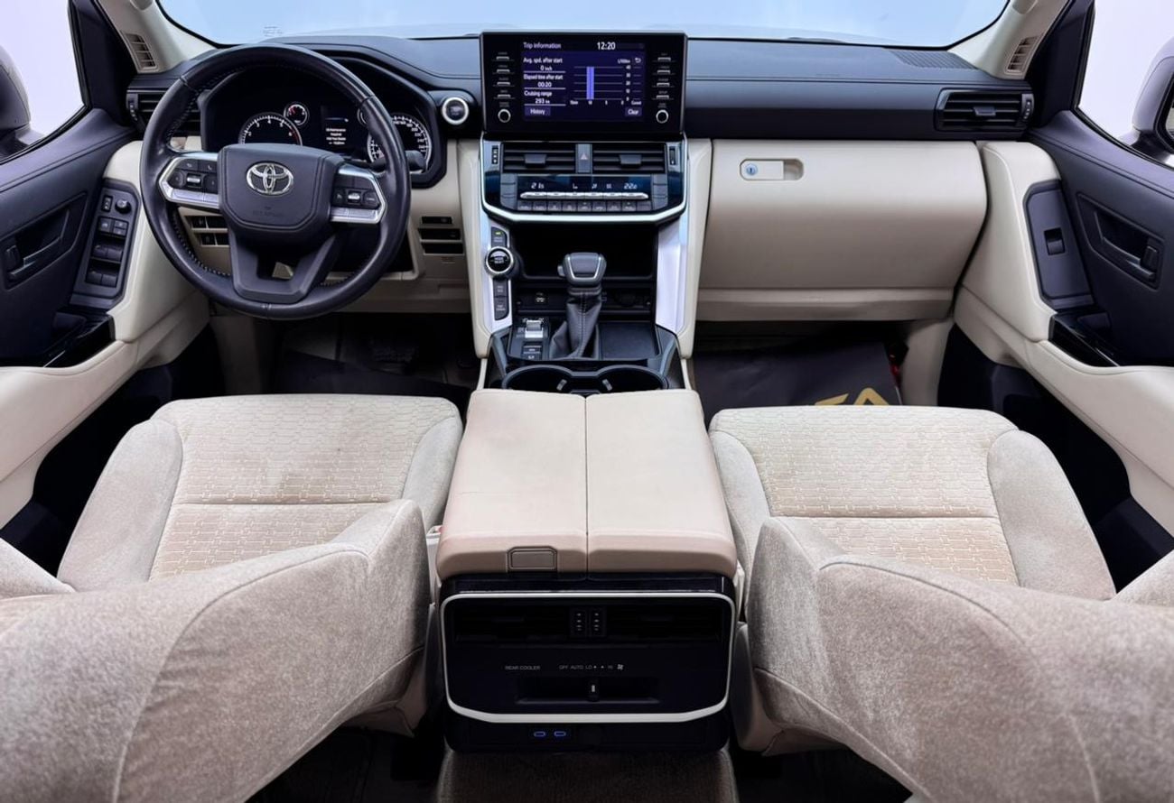 تويوتا لاند كروزر EXR 3.5L 2022 Toyota Land Cruiser EXR, Toyota Service History, 1 Year Warranty, 7 Seater, GCC