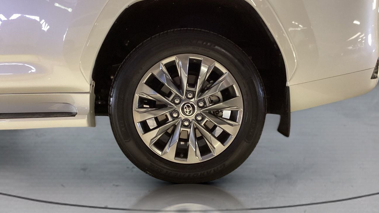 تويوتا لاند كروزر 3.5T V6 GXR 4WD AUTO | شامل الضمان | 0 ﺪﻔﻋﺓ ﺃﻮﻟﻯ