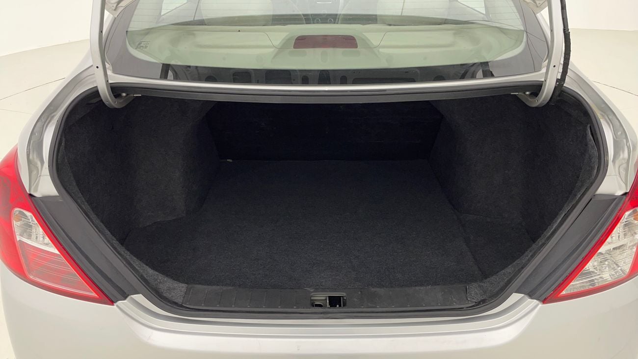 نيسان صني SV 1.5 | بدون دفعة مقدمة | اختبار القيادة في المنزل