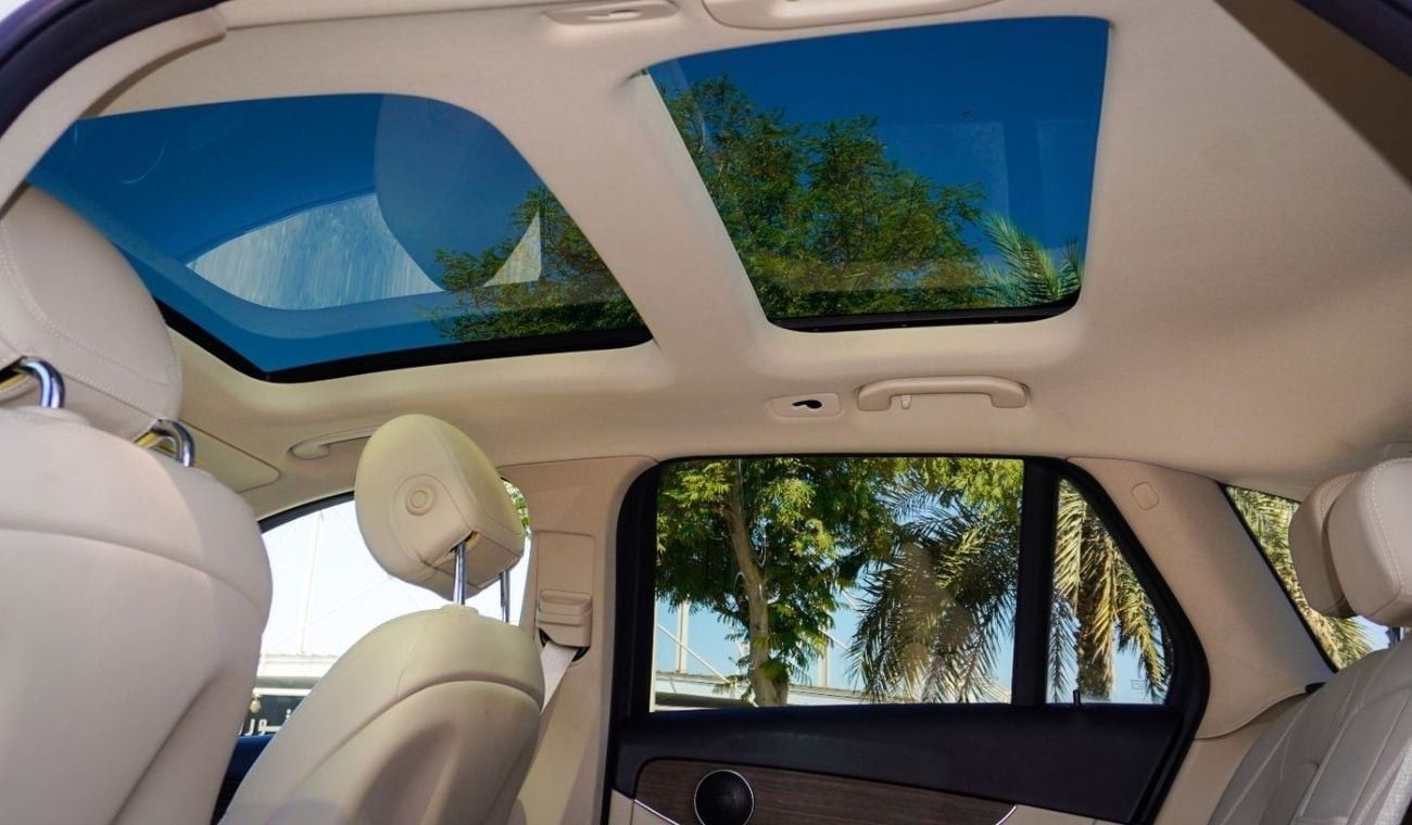 مرسيدس بنز GLC 300 4MATIC 2.0L Mercedes GLC300 AMG  OFFER PRICE 2022 FULLY LOADED