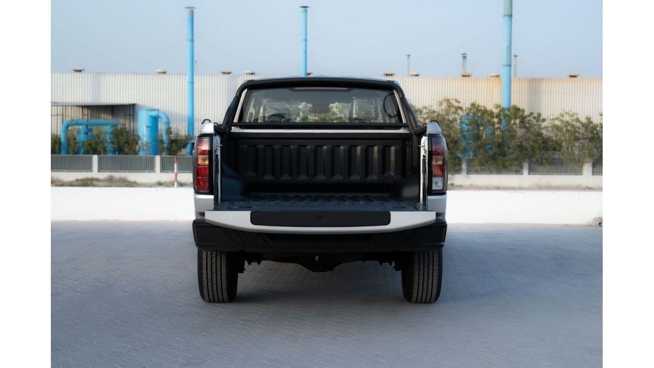 JMC Grand Avenue 2024 JMC Grand Avenue 2.3 DV 4X4 - Silver inside Black & White | Export Only