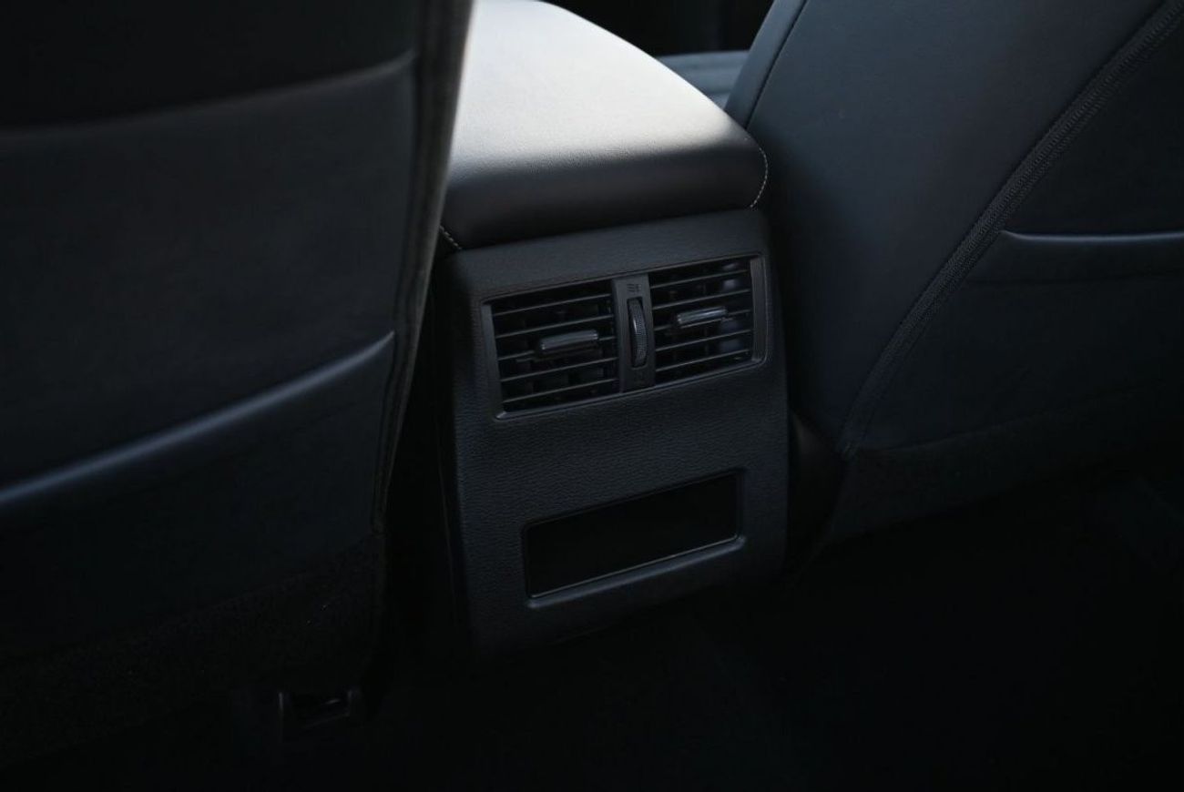 Mitsubishi Outlander Mitsubishi Outlander 2.5L Petrol, 4WD, SUV, GCC Spec, Color White, Model 2024