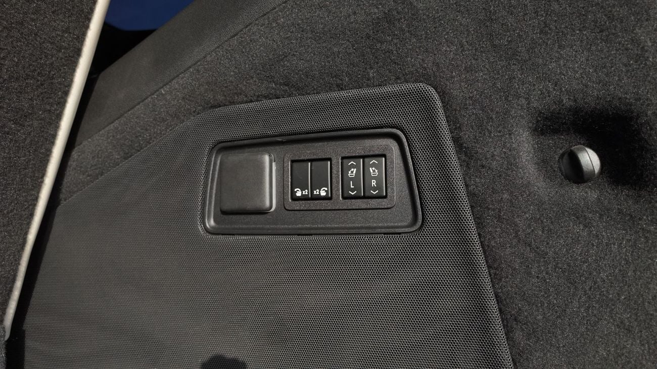 كاديلاك إسكالاد Sport 6.2L 4WD