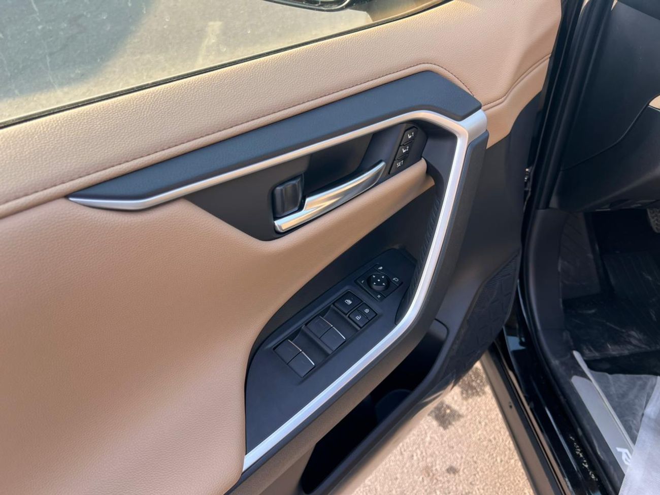 Toyota RAV4 toyota rav4 - hybrid