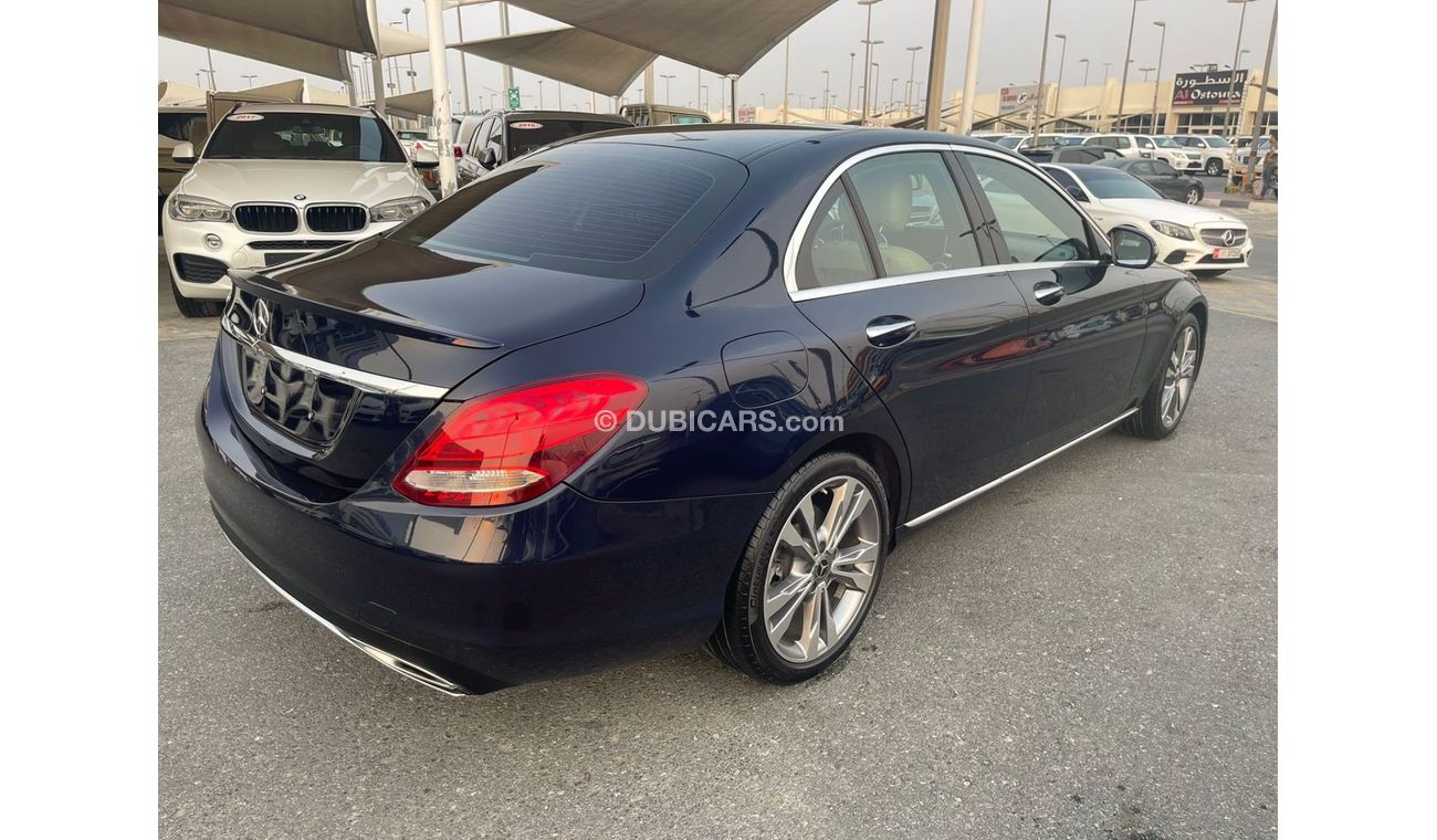 Mercedes-Benz C 300 Luxury