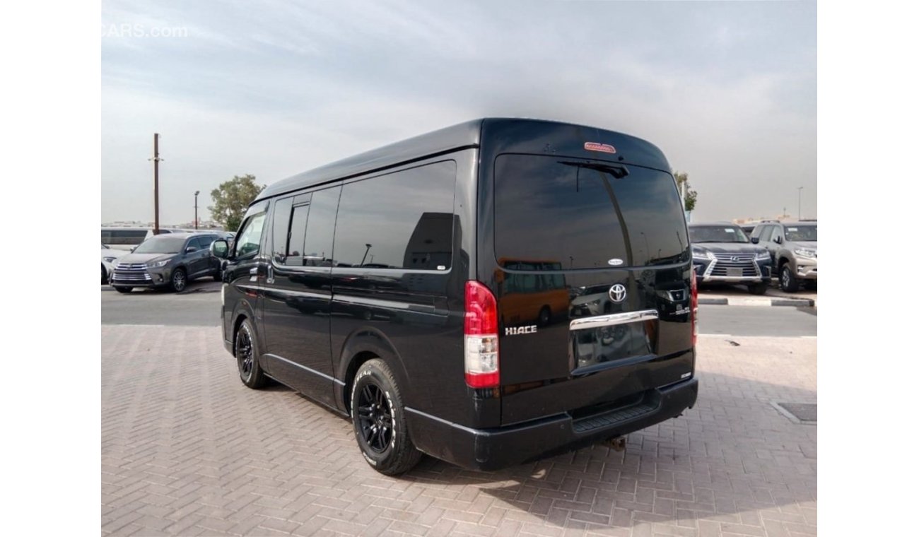 تويوتا هاياس TOYOTA HIACE VAN RIGHT HAND DRIVE(PM03728)