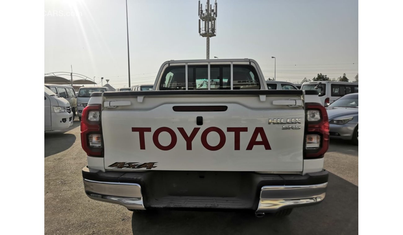 Toyota Hilux 2.7 L 4x4