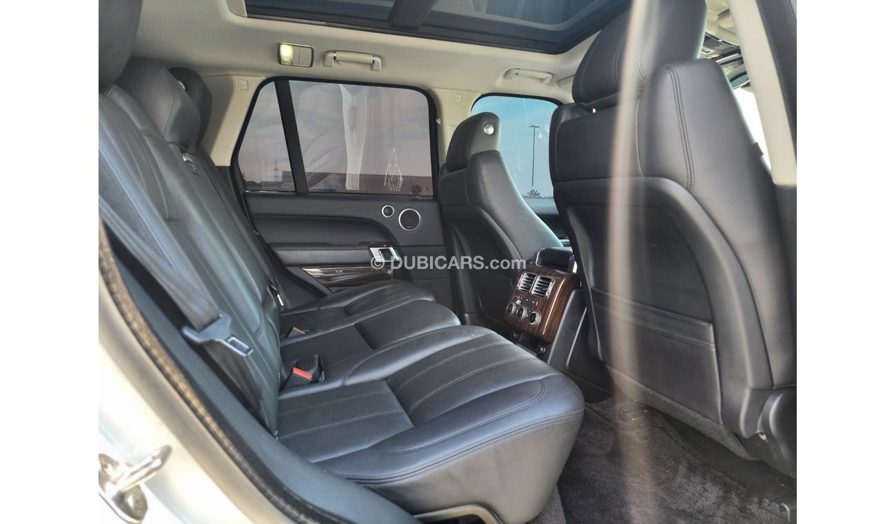 Land Rover Range Rover facelifted