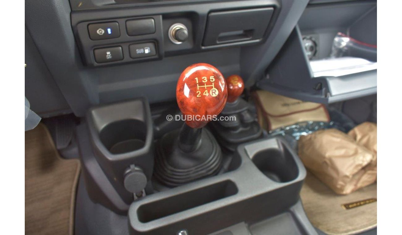 Toyota Land Cruiser Pick Up 79 PICKUP LX LIMITED V8 4.5L TURBO DIESEL 4WD MANUAL TRANSMISSION