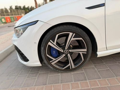 Volkswagen Golf R Base 2.0T