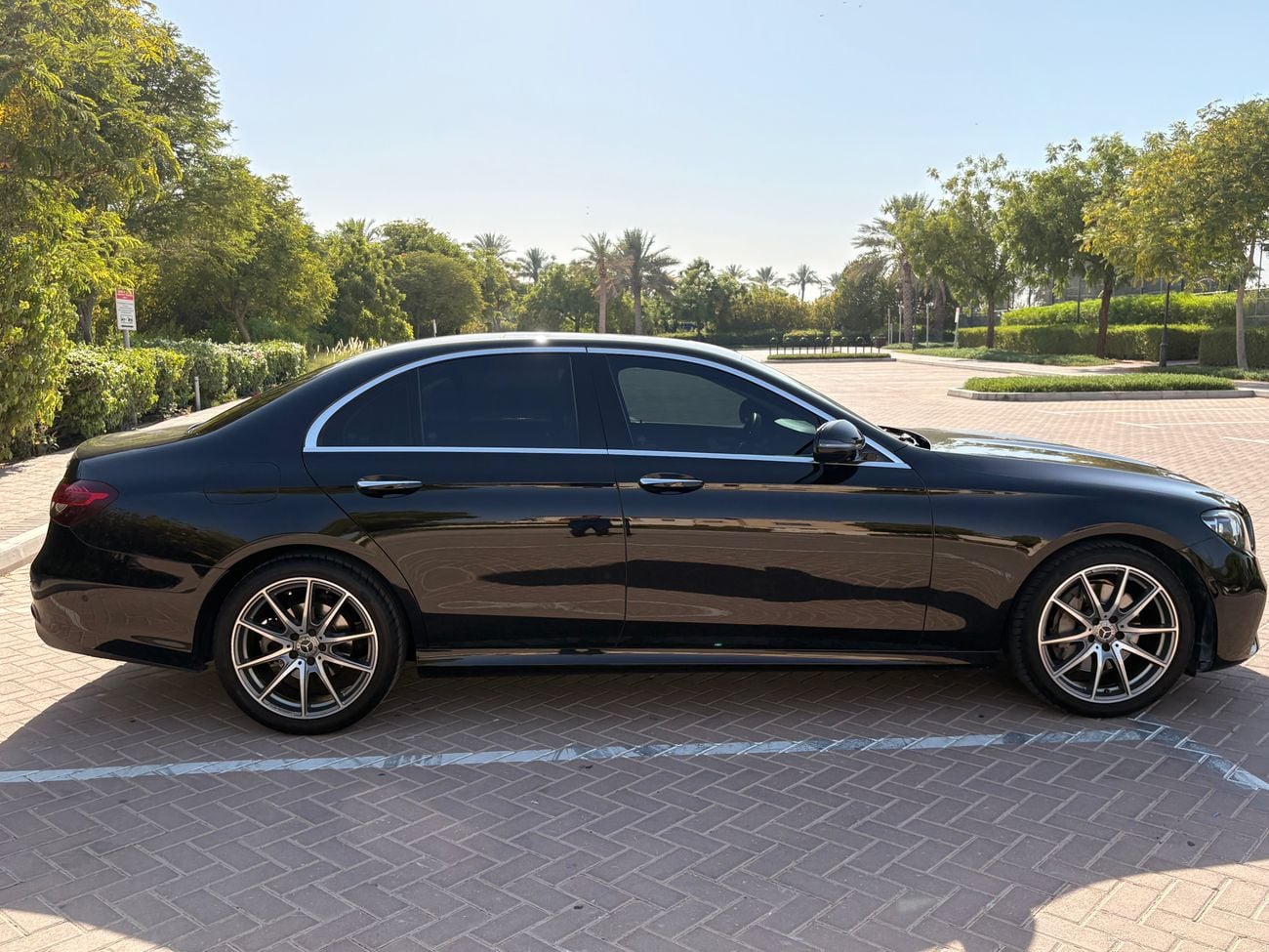 Mercedes Benz E300 AMG