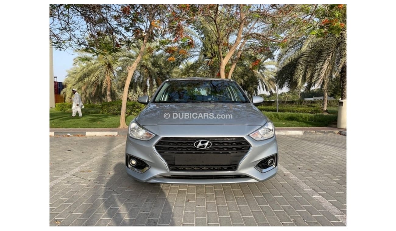 Hyundai Accent GL Hyundai Accent  (GCC  _ SPEC) - mobile 2020 - VERY GOOD CONDITION