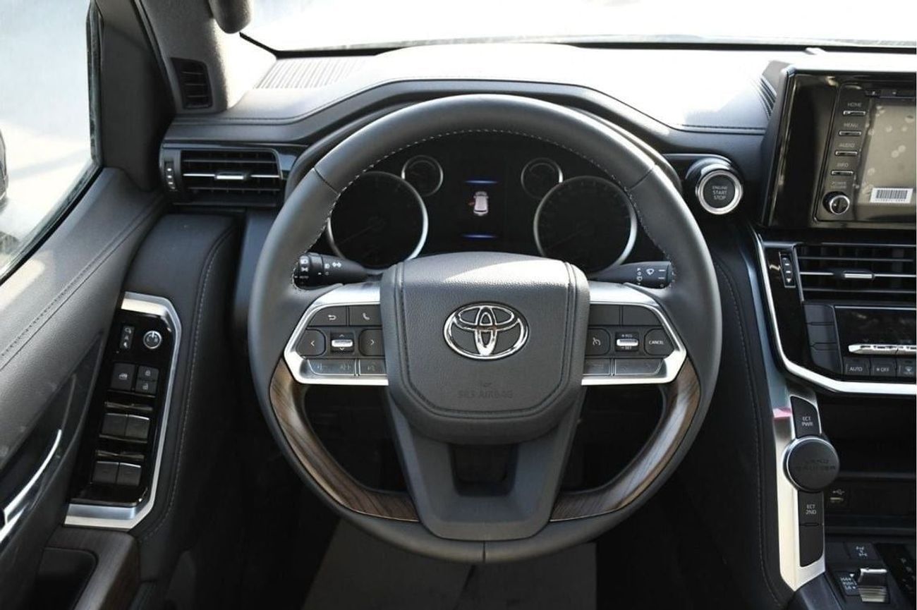 تويوتا لاند كروزر LC300 4.0 GXR WITH LEATHER AND POWER SEATS