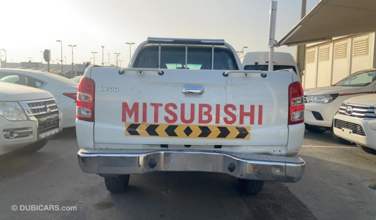 Mitsubishi L200 2016 4x4 Ref#180