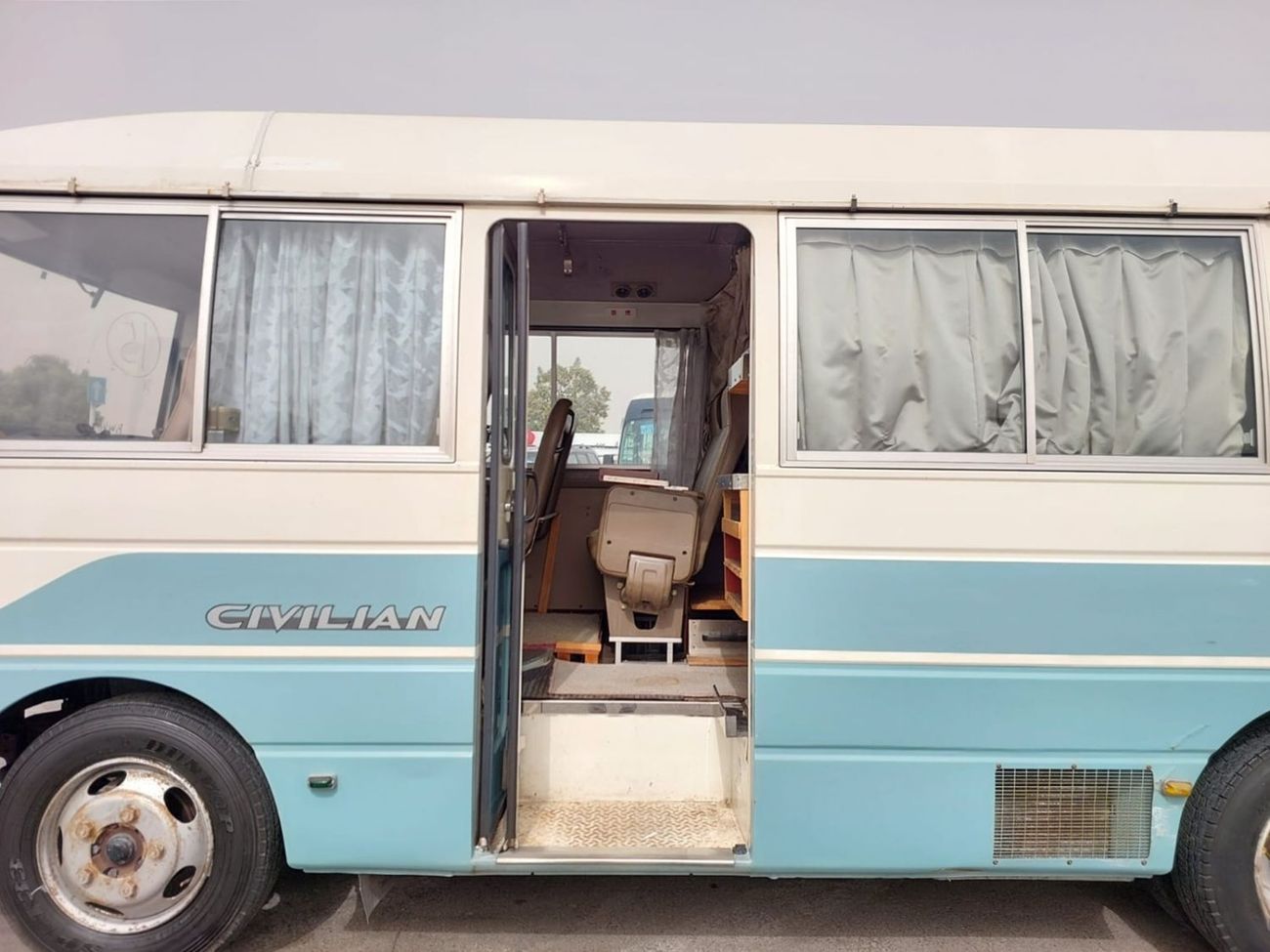 Nissan Civilian NISSAN CIVILIAN BUS RHD 1995 MODEL 4.1 L DIESEL MANUAL(PM35185)