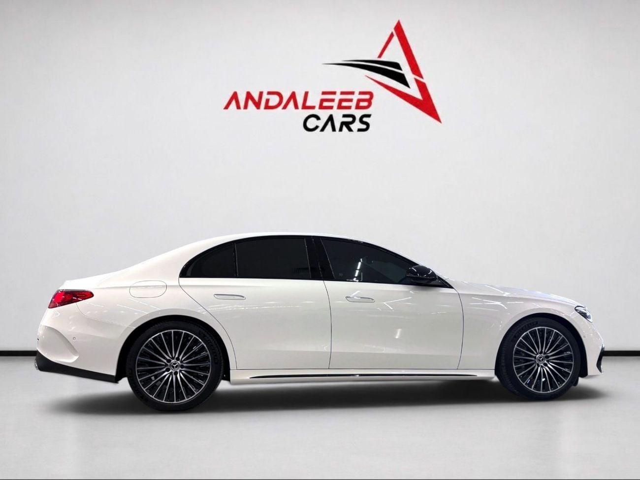 مرسيدس بنز E300 AMG AED 4,620 P.M | 0% DOWN PAYMENT | MERCEDES-BENZ E300 | 2.0L TURBO MILD HYBRID – 258 HP | 2024 | 