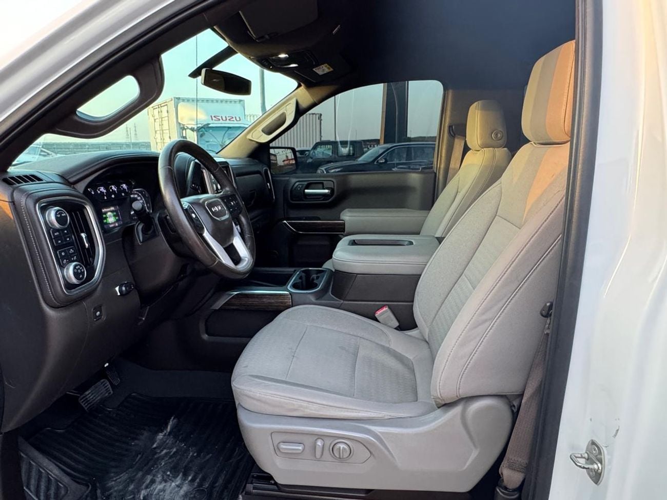 GMC Sierra
