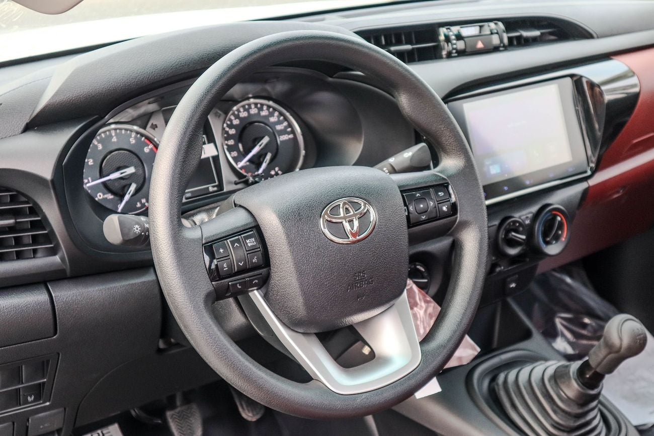 تويوتا هيلوكس toyota hilux single cab (TGN126) 2.7L Pick-up 4WD 2 Doors manual 2026 model without diff lock