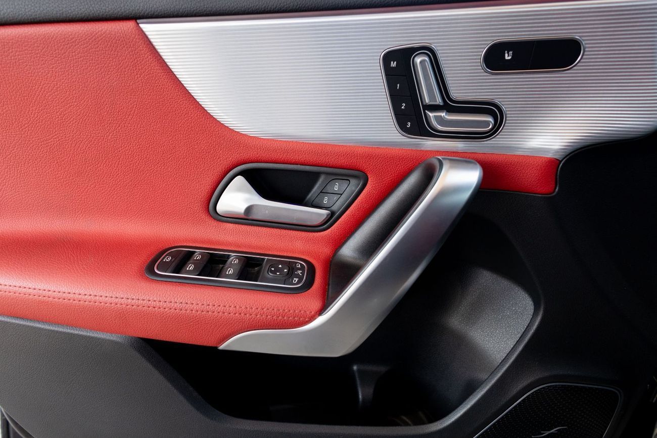 Mercedes-Benz A 35 AMG 4MATIC Hatchback