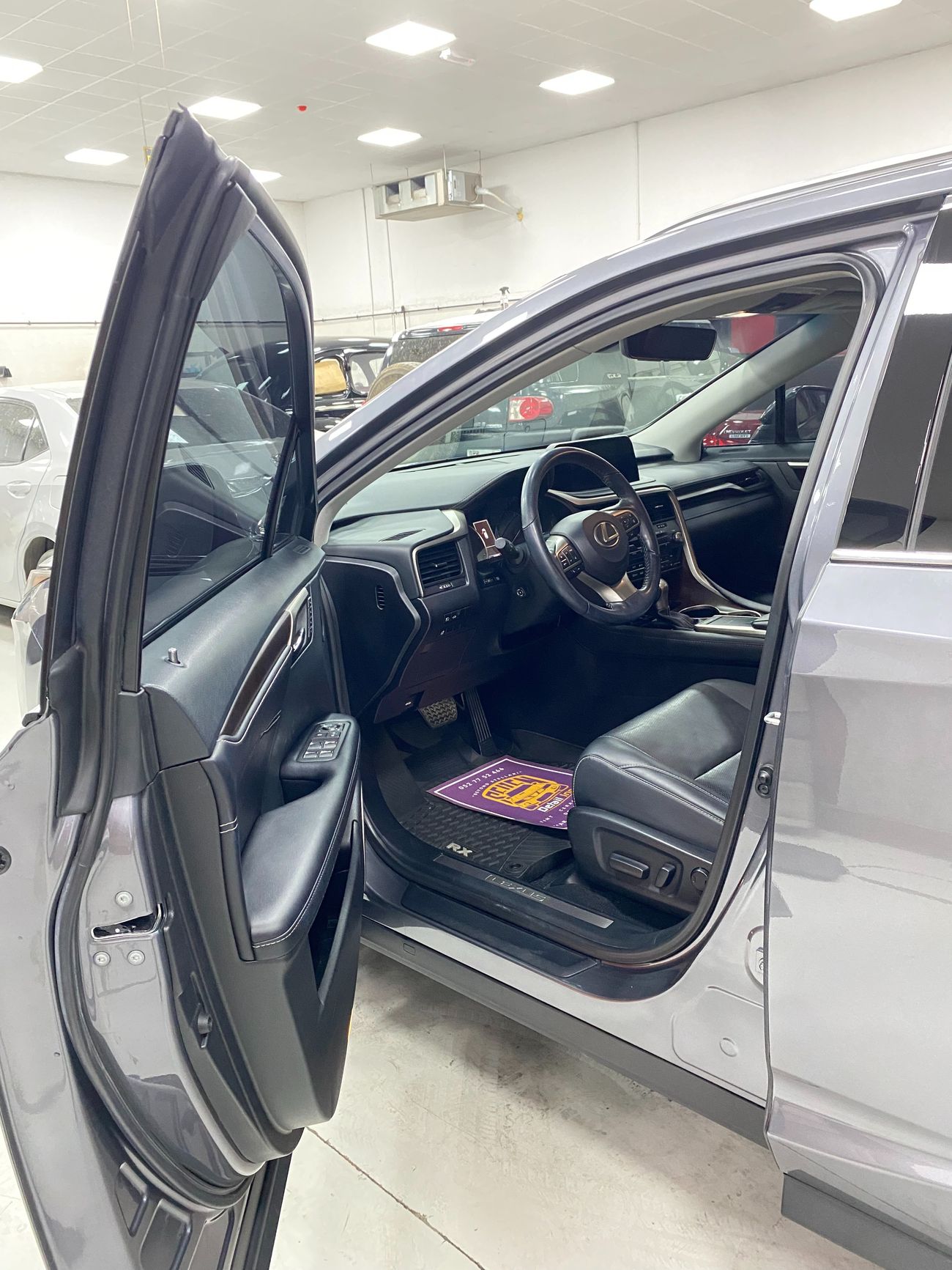 لكزس RX 350 Platinum Limited Edition 3.5L (275 HP)