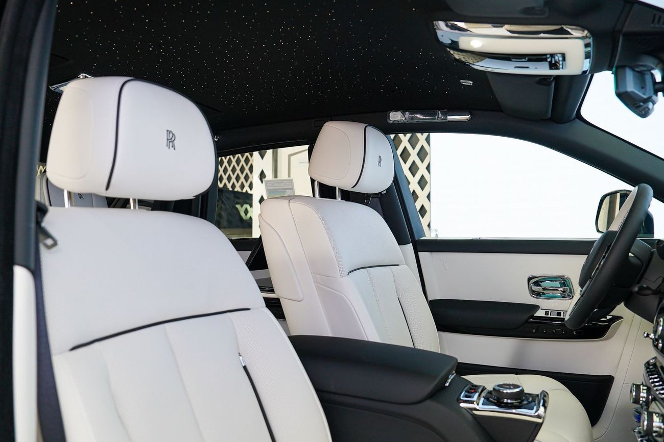 رولز رويس فانتوم Std 6.8L