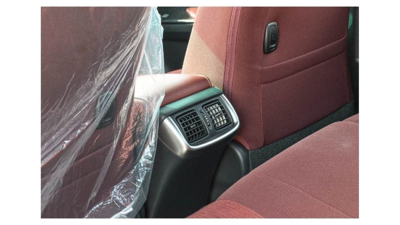 Toyota Hilux 2024 TOYOTA HILUX 2.7L  AUTOMATIC 4X4 UAE PASS
