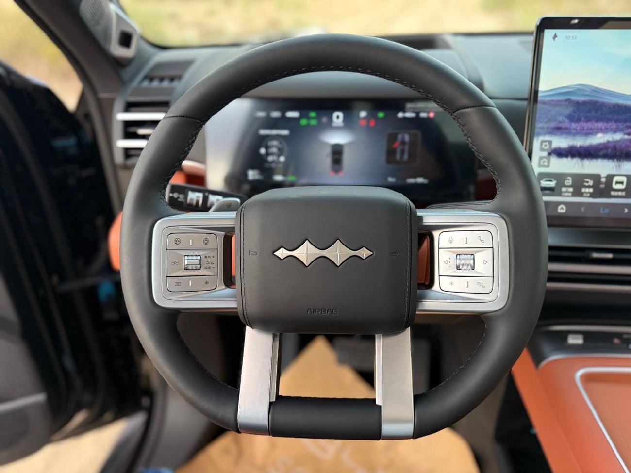 بي واي دي ليوبارد تيتانيوم 7 190KM RANGE 4WD ULTRA 1.5L PLUG-IN HYBRIDFOR LOCAL