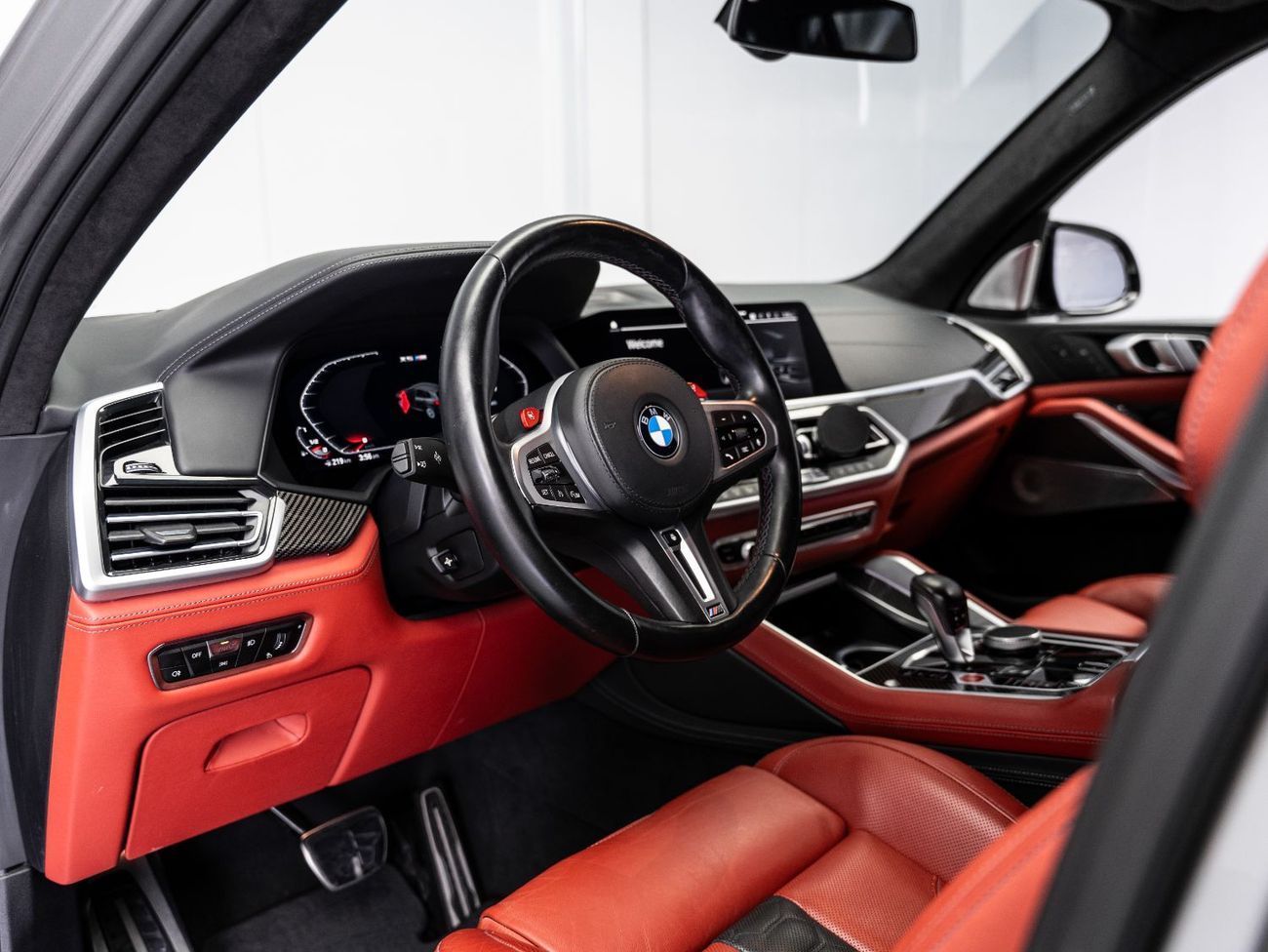 BMW X5M Competition 4.4L 2022 BMW X5M, 1 Year Blackline Warranty, GCC