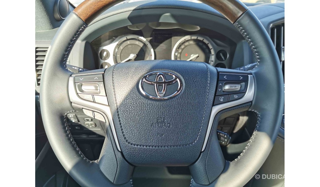 Toyota Land Cruiser 5.7L Petrol, 22” Alloy Rims, Push Start, LED Headlights, Fog Lamps, Cruise Control. CODE - VXSGT20