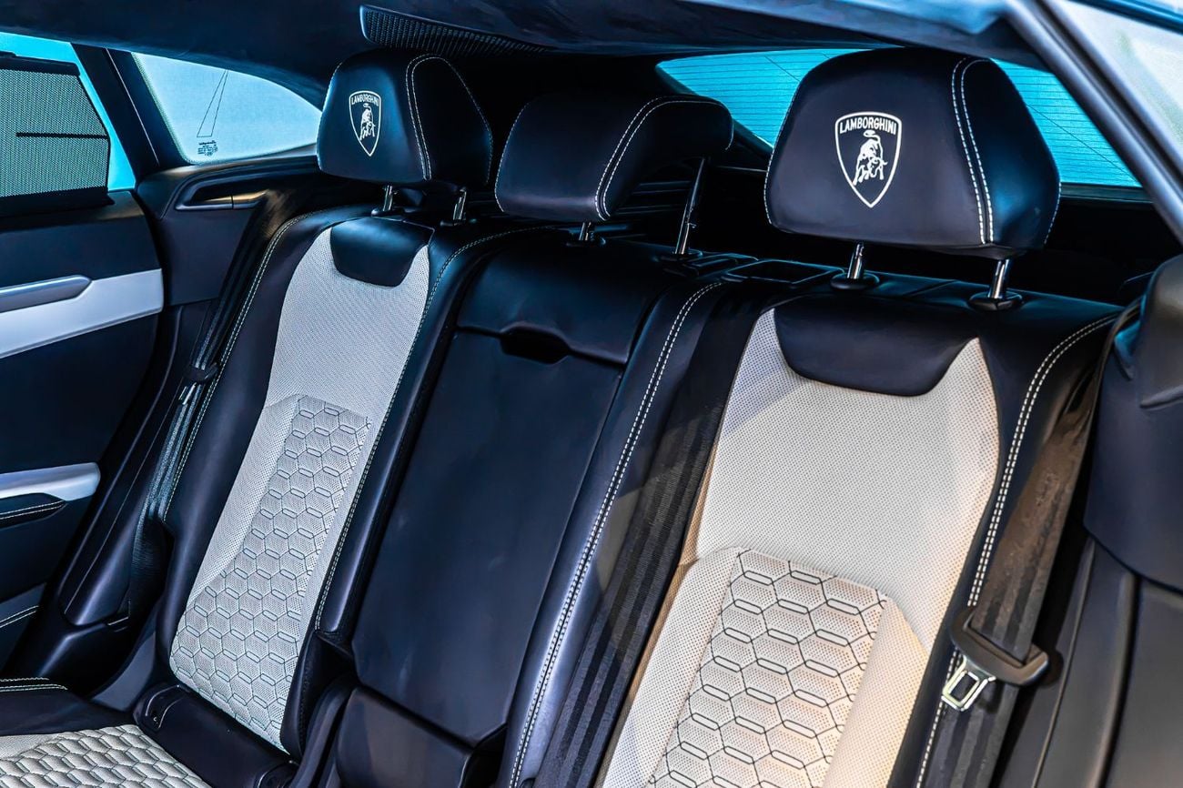Lamborghini Urus STANDARD 2022 Lamborghini Urus | 4.0L Twin-Turbo V8 | 641 HP | Under Warranty | GCC Specs
