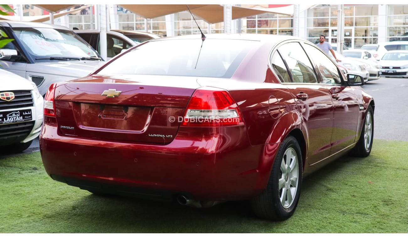 Chevrolet Lumina Gulf model 2009, red color, inside beige