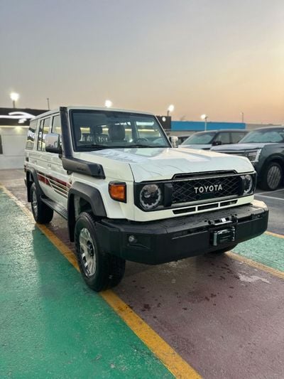 تويوتا لاند كروزر 70 LX 2.8L