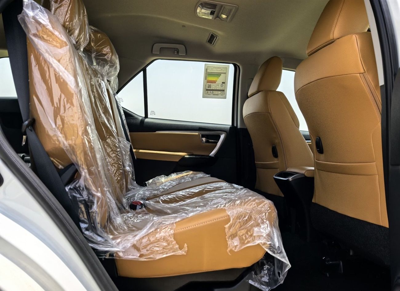 Toyota Fortuner VXR,4.0L,LEATHER SEATS,POWER SEATS,FRONT COOLING SEATS,4 CAMERA,BLIND SPOT,18''AW,A/T,2025MY ( FOR E