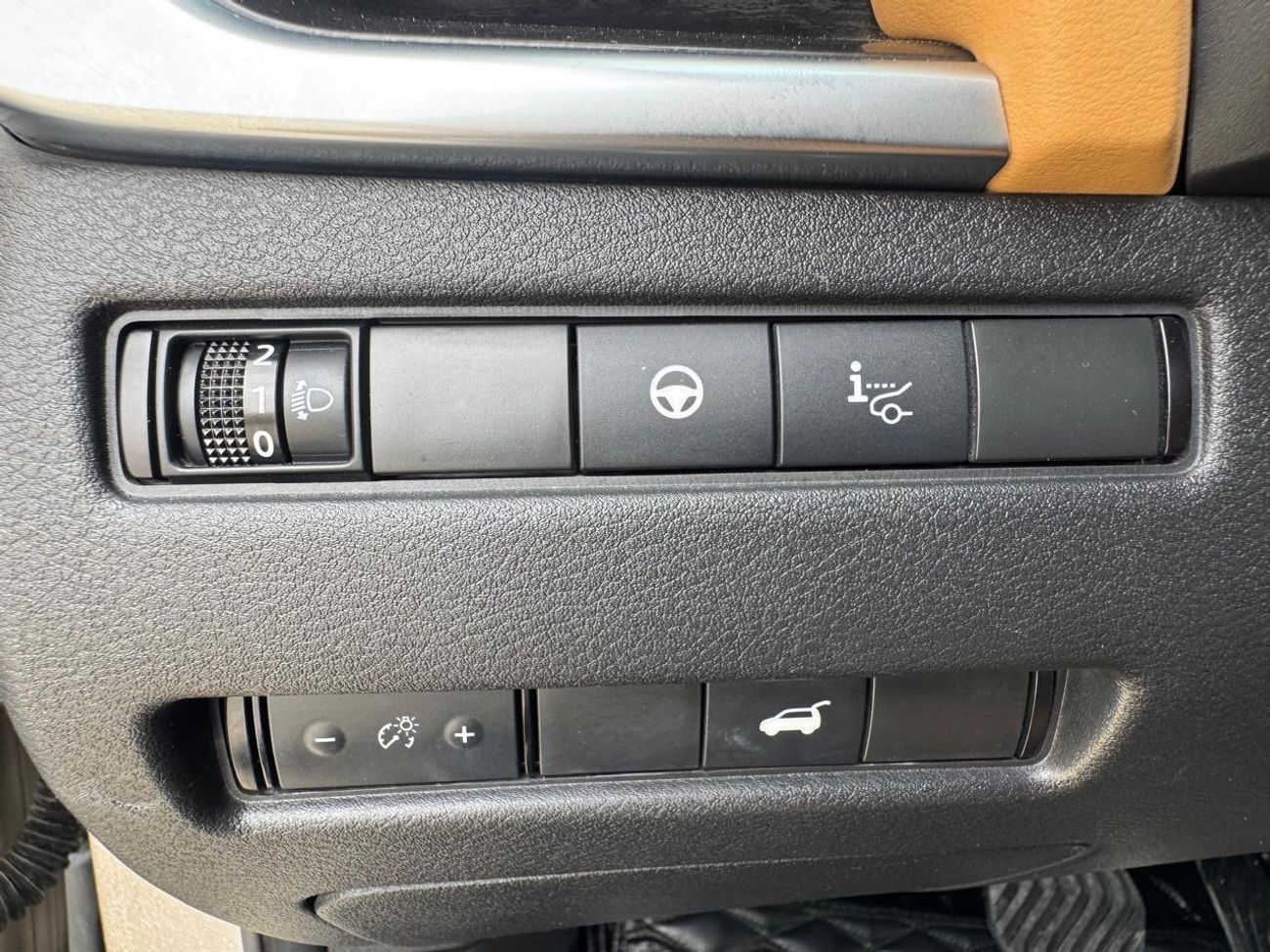 نيسان إكس تريل 2024 X-TRAIL SL 2.5L GCC Full Options 7 seats