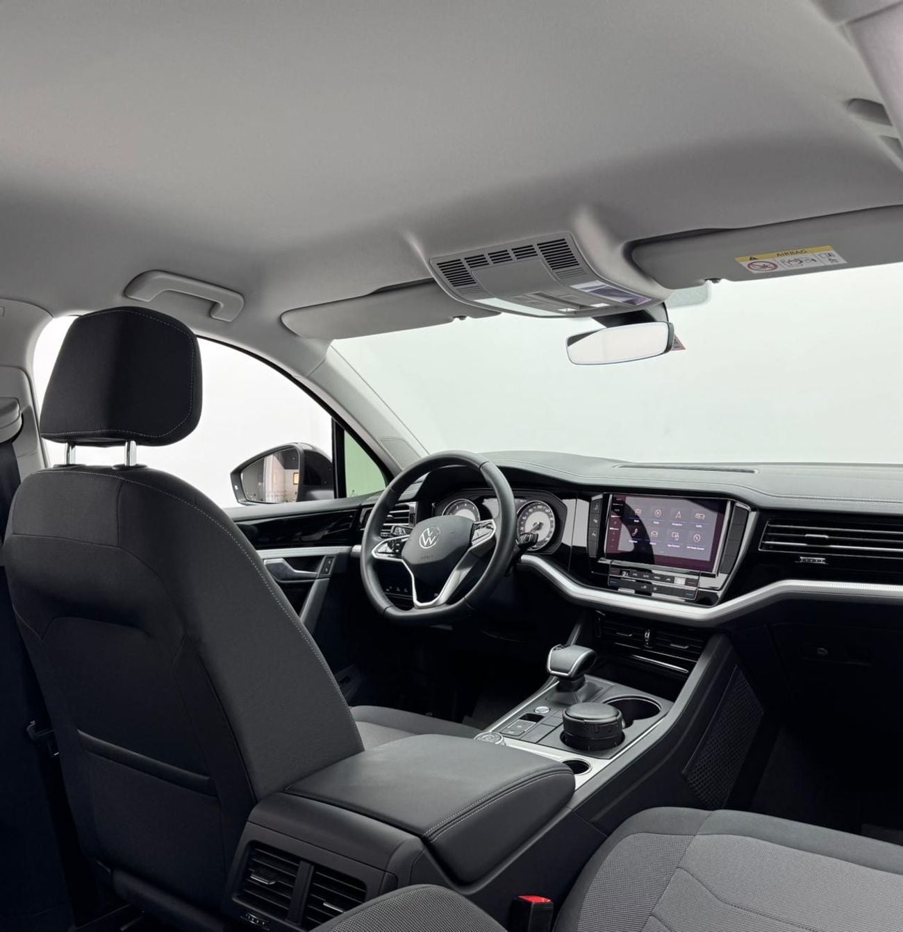 Volkswagen Touareg Trendline 3.0L 2021 Volkswagen Touareg Trendline, VW Service History, 1 Year Warranty, GCC