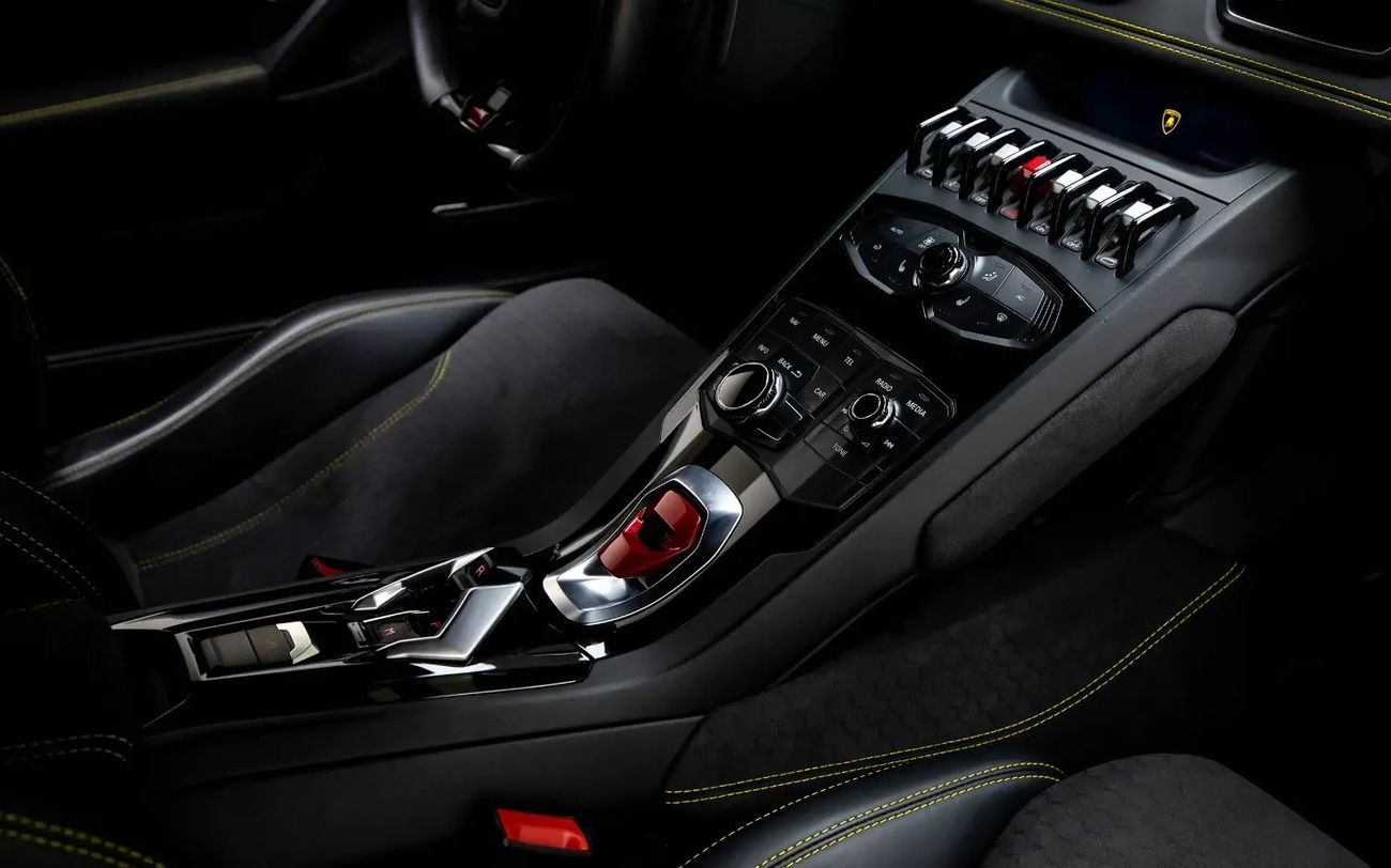 لامبورغيني هوراكان LP 610-4 With DMC Kit - Euro Spec - With Warranty and Full Service History