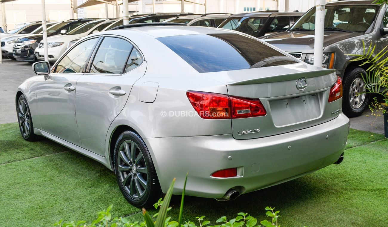 Lexus IS300 Gulf 2007 adapter 2014 silver color number one, fingerprint, rear camera hole, leather sensors, crui