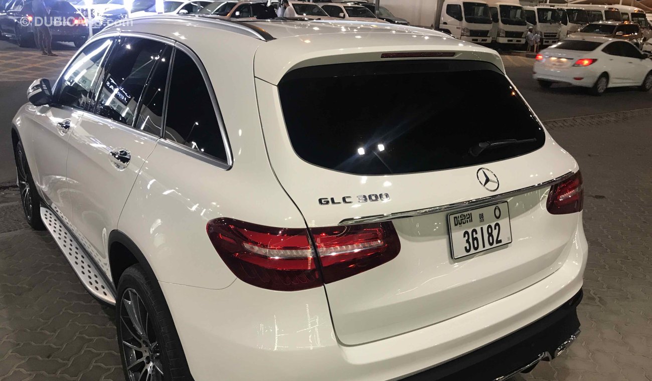 Mercedes-Benz GLC 300 ‏بيع او مبادلة مع ضمان ثلاث سنوات