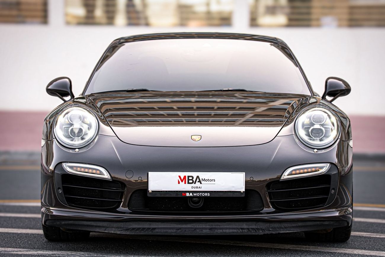 بورش 911 Turbo S 3.8L (560 HP) Coupe